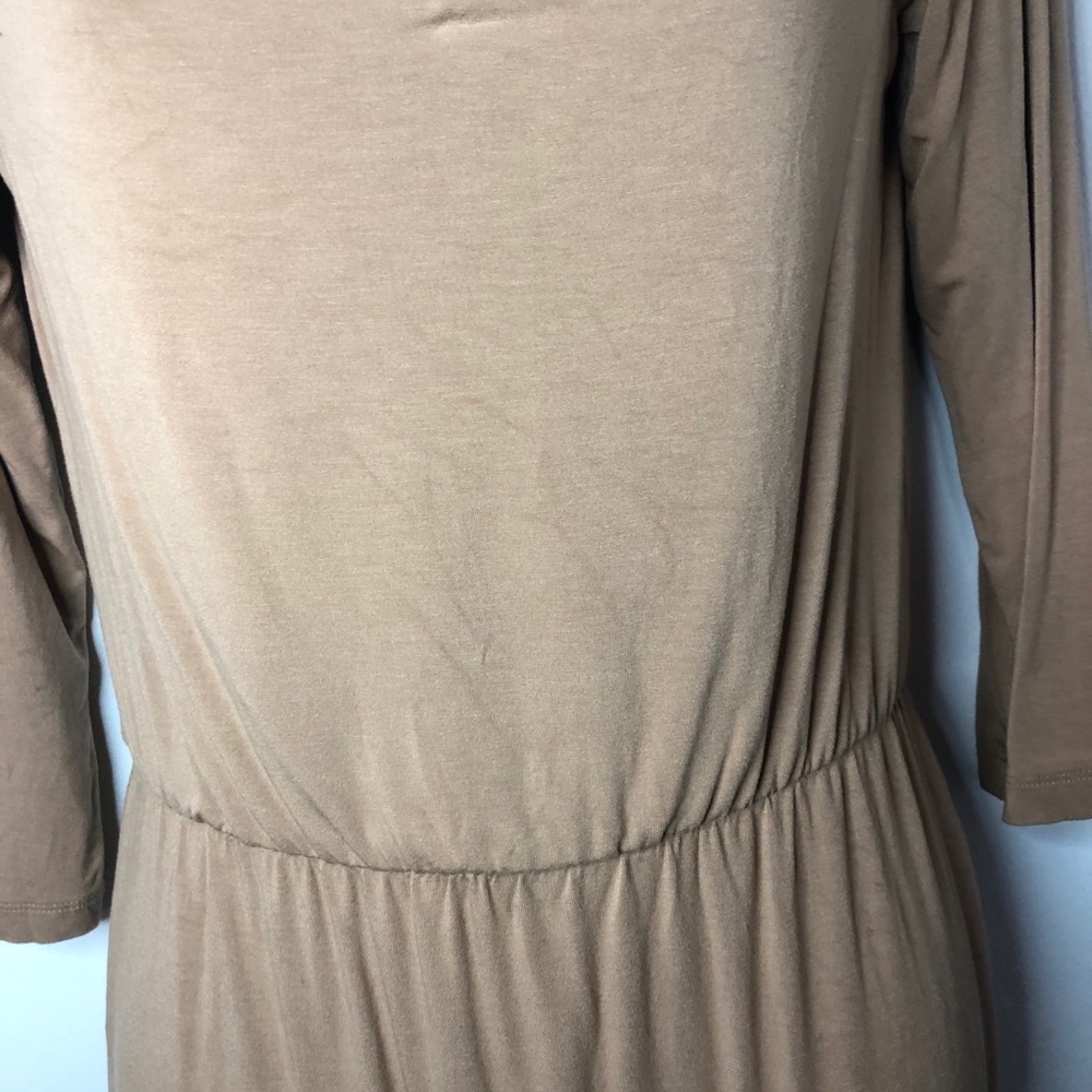 Dress - Picture 4 of 7